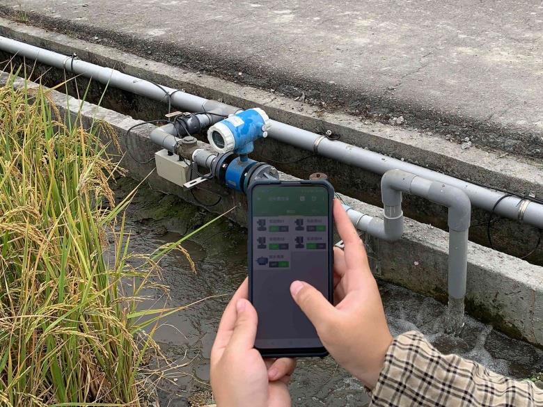 智慧科技改善稻作缺水困境！台中農改場開發遠端水閥App提升灌溉效率